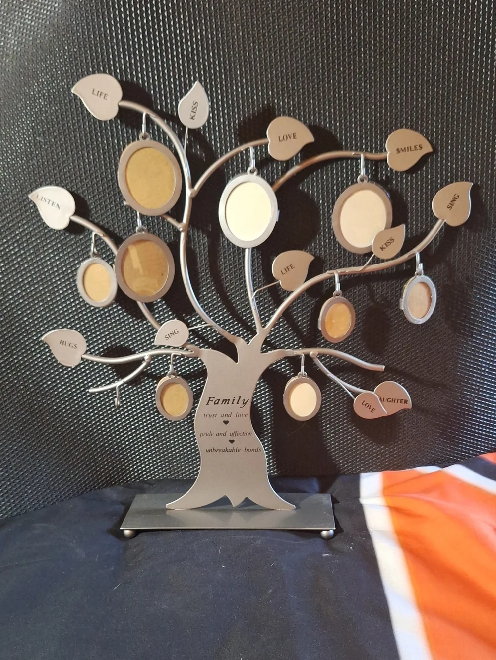 Family Tree Photo Frame Stand - Metal Silver Home Wall Decor